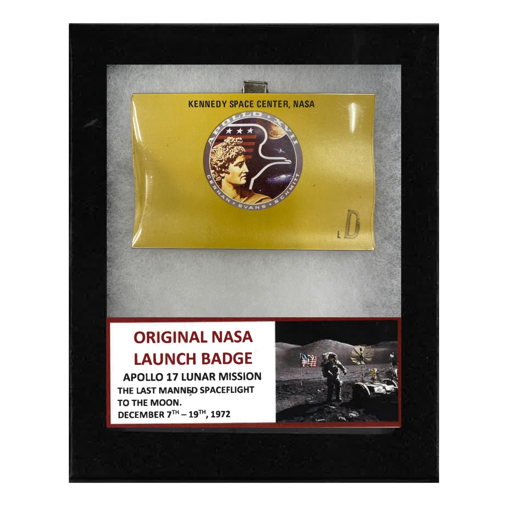 Original NASA Launch Badge ~ Apollo 17 Lunar Mission