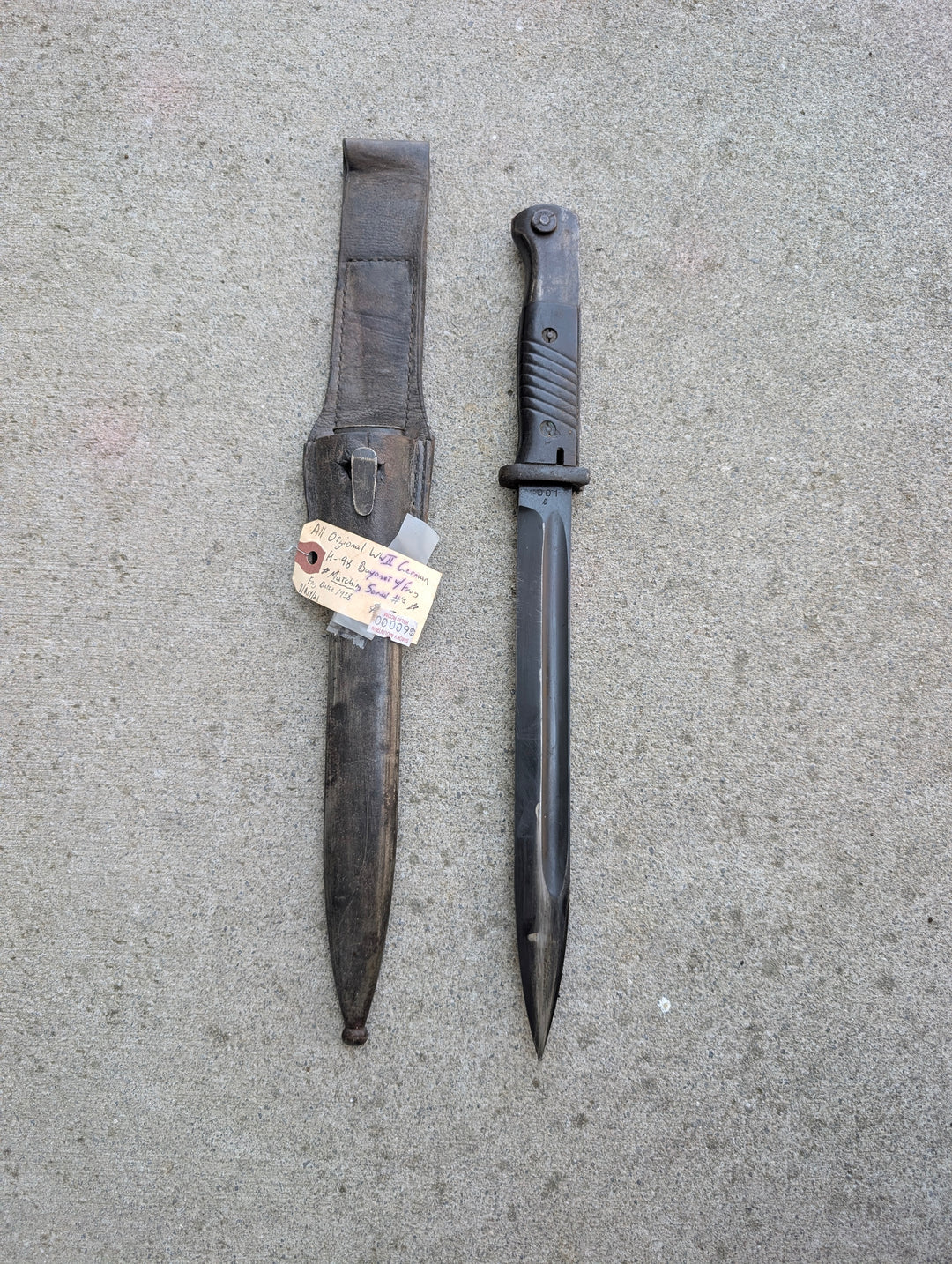 WWII German S84/98 III K98 Bayonet with Scabbard and Leather Frog
