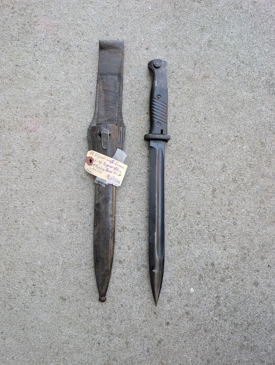 WWII German S84/98 III K98 Bayonet with Scabbard and Leather Frog