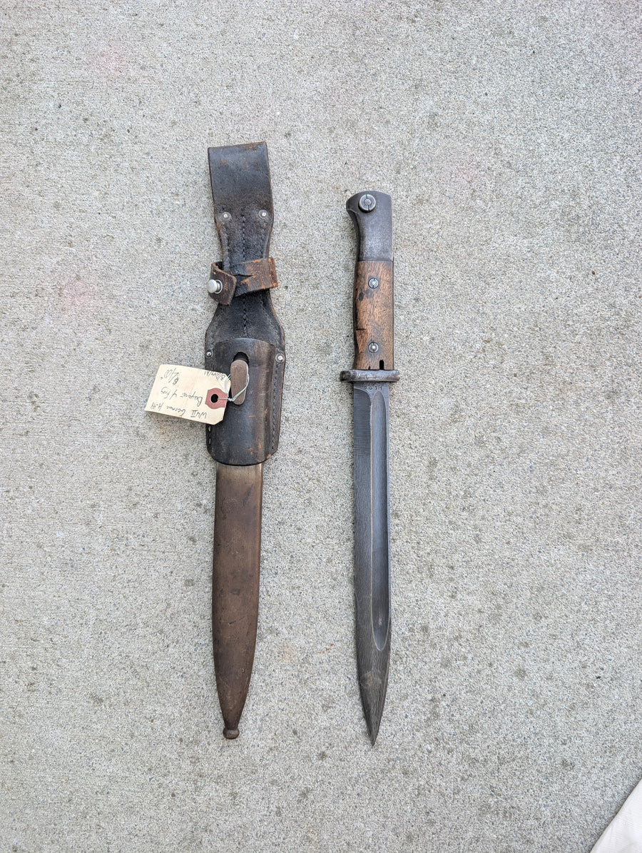 WWII German S84/98 III K98 Bayonet with Scabbard and Leather Frog
