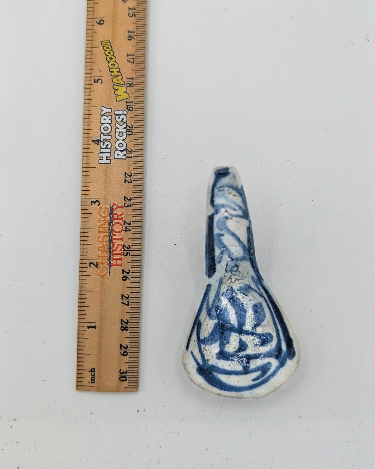 Qing Dynasty Chinese Blue & White Pottery Spoon – c. 1600s–1800s